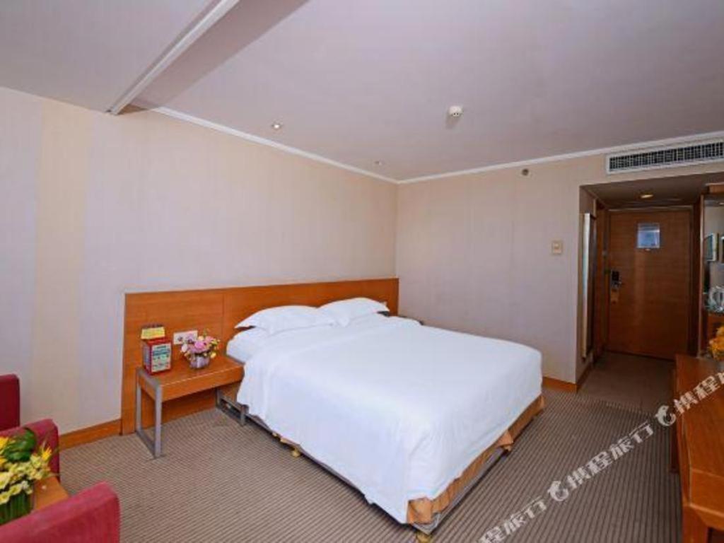 Golden Sea View Hotel Haikou Haikou  Exterior photo